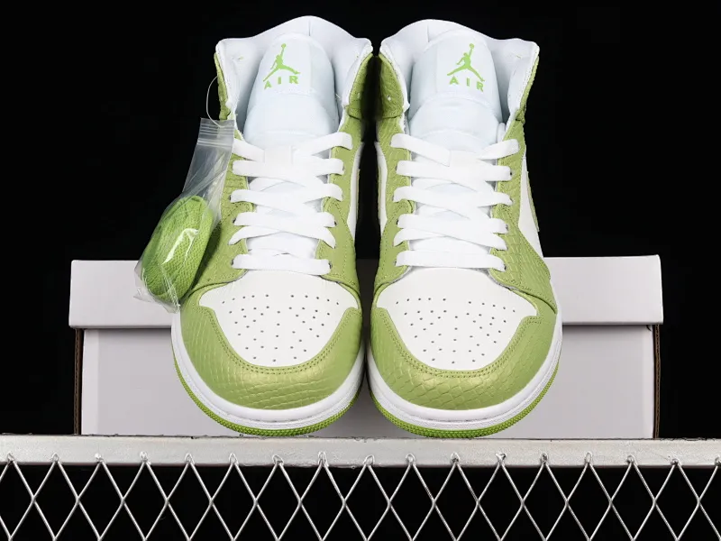 All categories Air Jordan Jordan series basketball shoes Air Jordan 1 Mid Air Jordan 1 Mid SE "Green Python" AJ1 Joe 1 Green Snake DV2959-113
